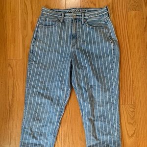 Striped Boyfriend Jeans (AE)